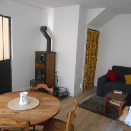 Apartmán L'Annexe Combronde Exteriér fotografie